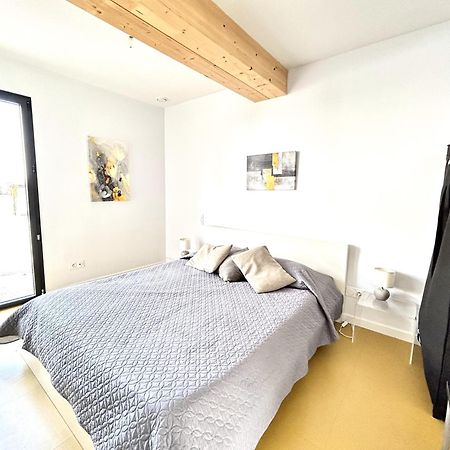 Du Vignoble A L'Atlantique - Residence Montifault Gites Du 2 Au 3 Pieces Le Pallet Zewnętrze zdjęcie